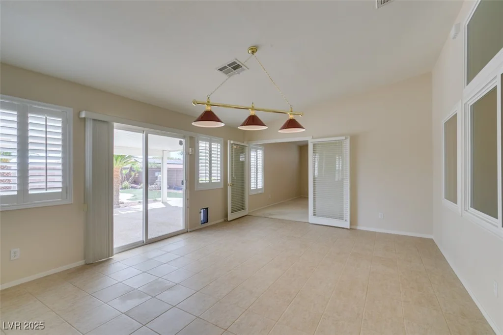 8404 Dripping Rock, Las Vegas, NV 89131