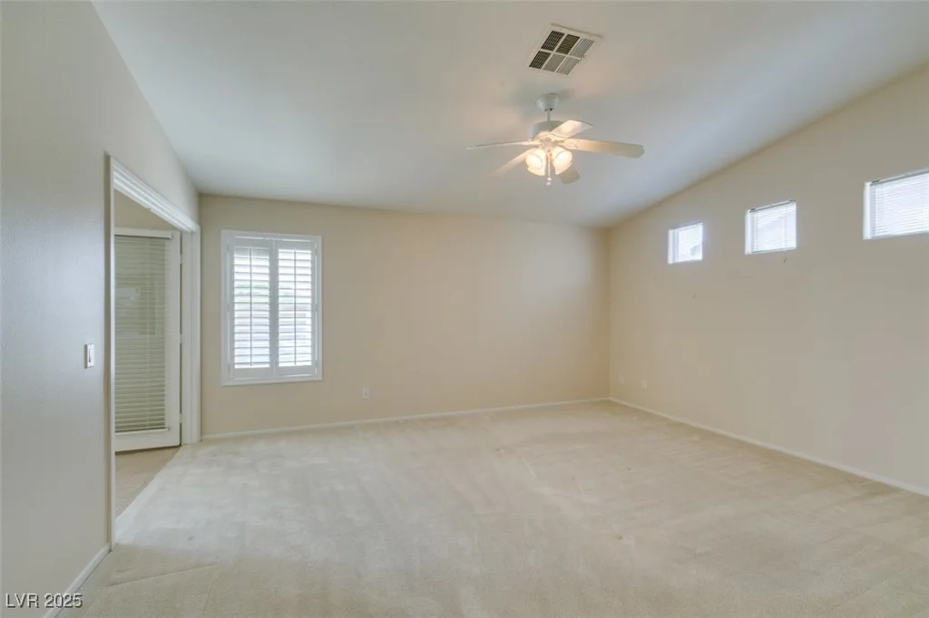 8404 Dripping Rock, Las Vegas, NV 89131