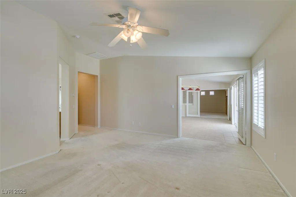 8404 Dripping Rock, Las Vegas, NV 89131