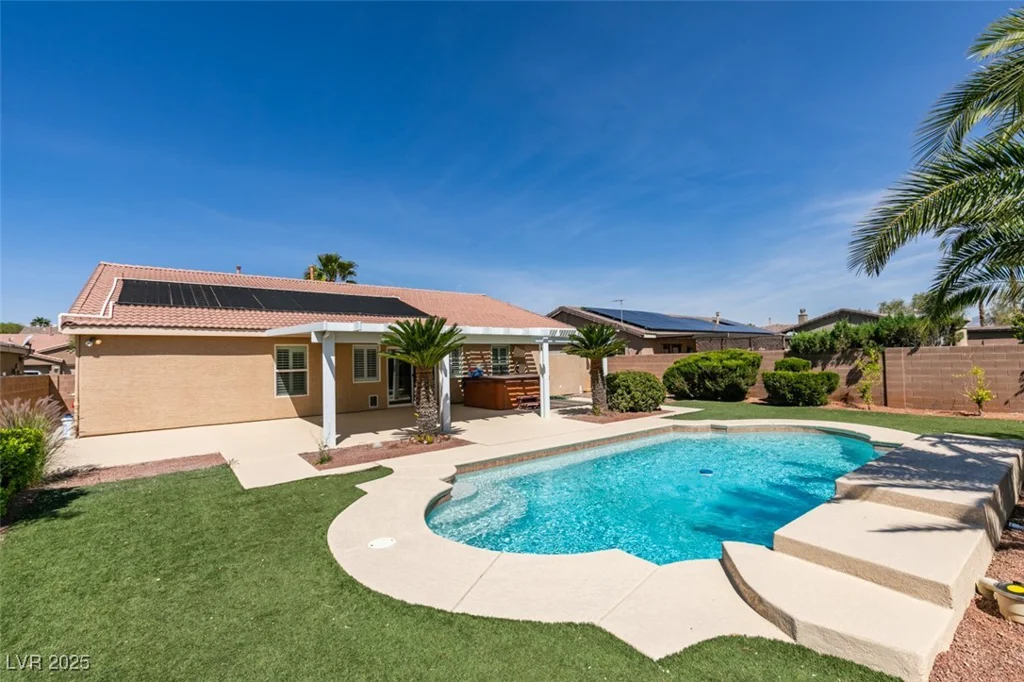 8404 Dripping Rock, Las Vegas, NV 89131