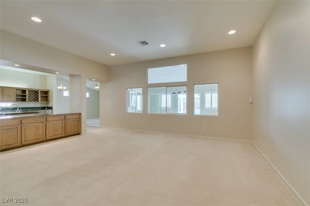 8404 Dripping Rock, Las Vegas, NV 89131