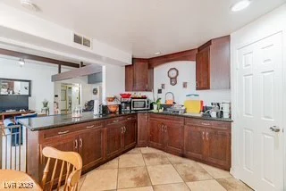 304 Crestline, Las Vegas, NV 89107
