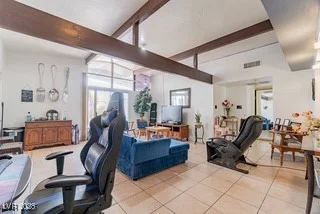 304 Crestline, Las Vegas, NV 89107