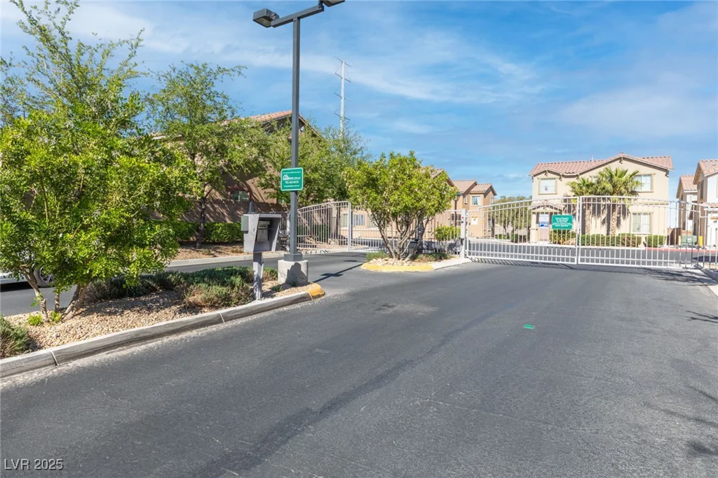 4014 Sparrow Rock, Las Vegas, NV 89129