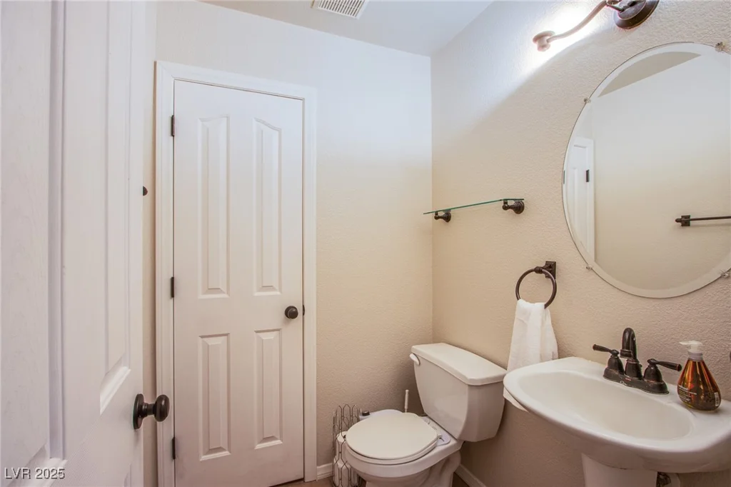 8321 Gorsky, Las Vegas, NV 89131