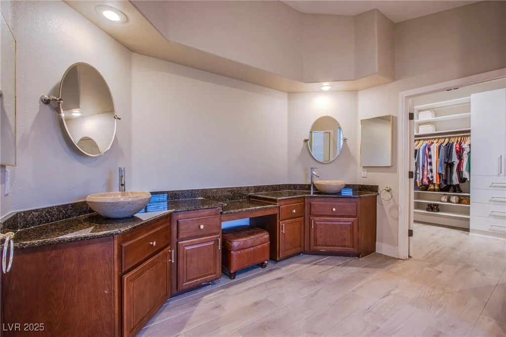 8321 Gorsky, Las Vegas, NV 89131