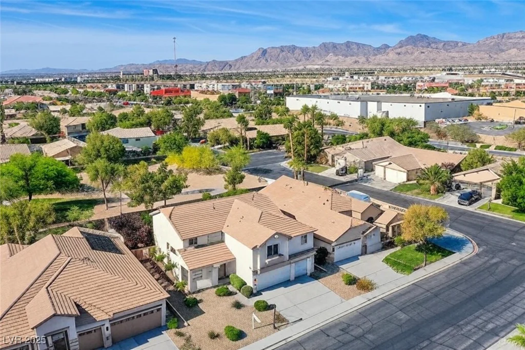 8321 Gorsky, Las Vegas, NV 89131