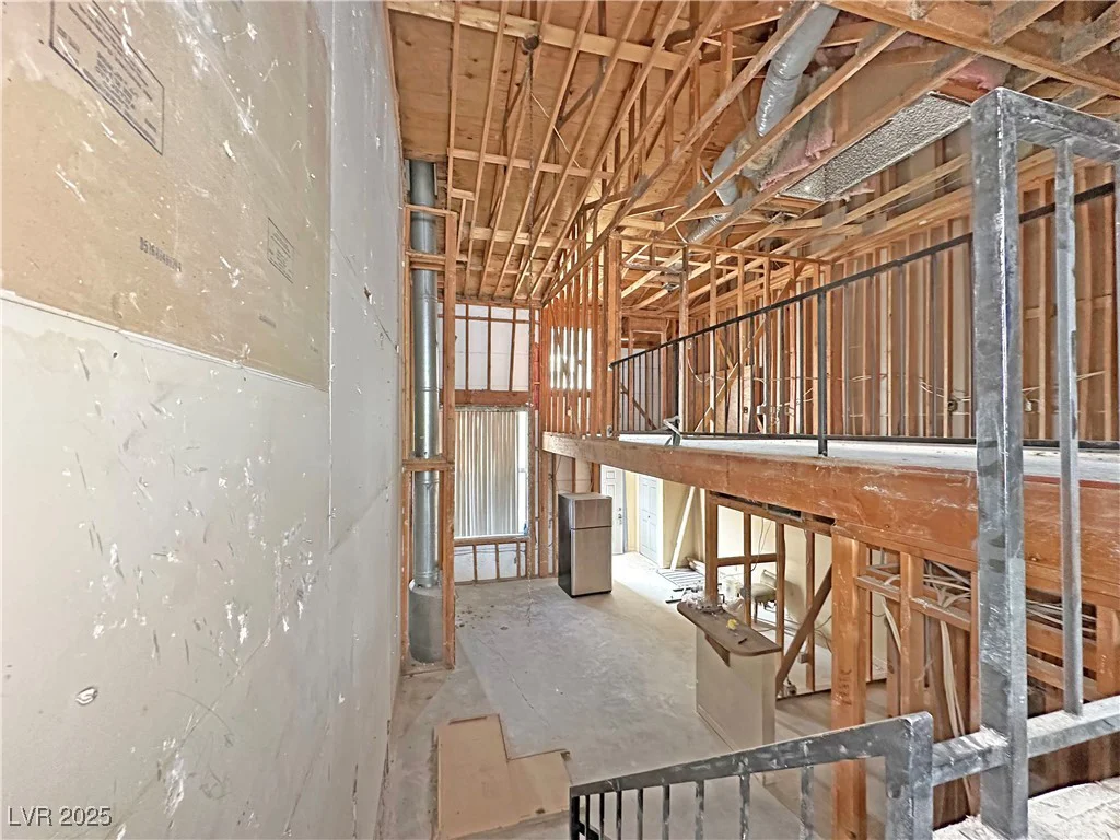2471 Old Forge, Las Vegas, NV 89121