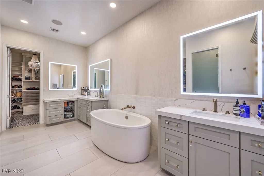 62 Grand Masters, Las Vegas, NV 89141