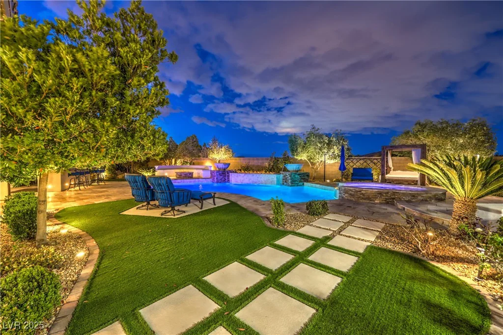 62 Grand Masters, Las Vegas, NV 89141