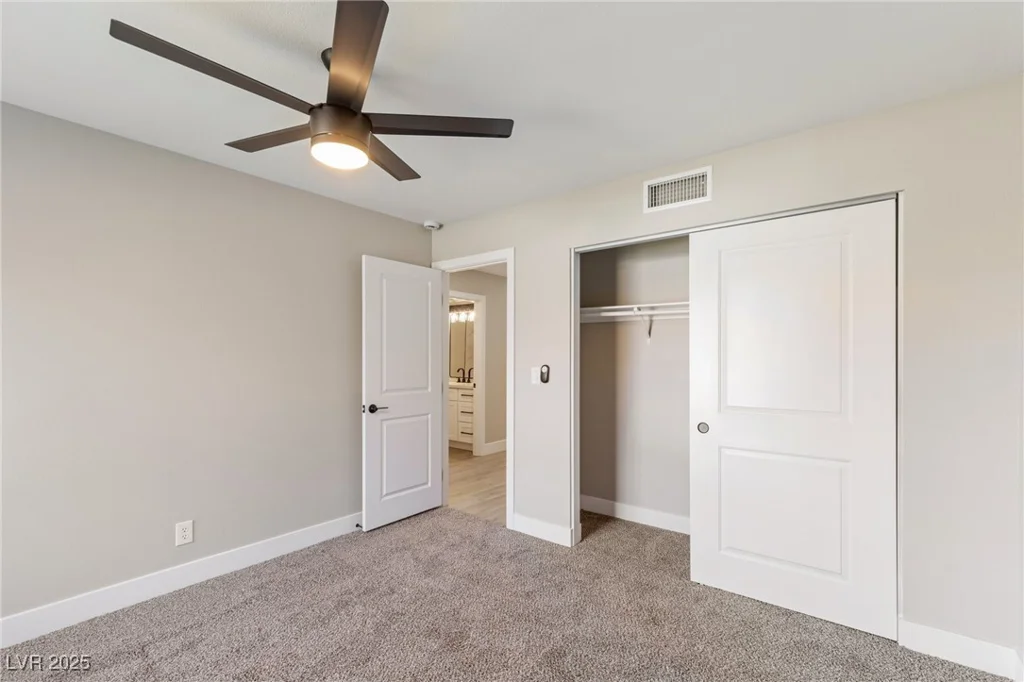 1943 Hallwood, Las Vegas, NV 89119
