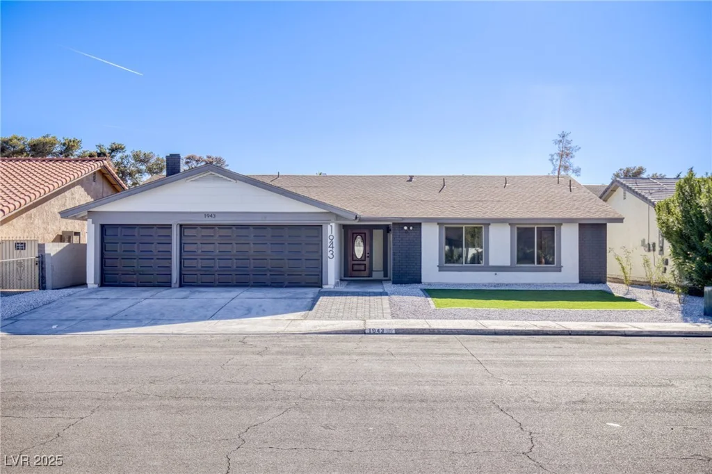 1943 Hallwood, Las Vegas, NV 89119
