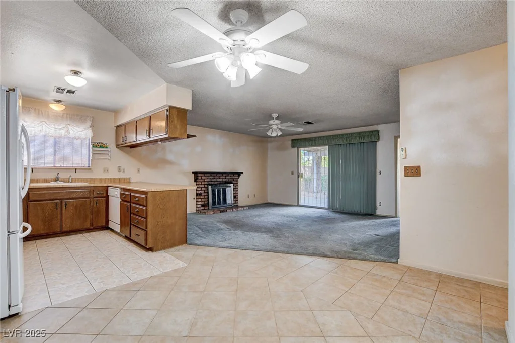 804 Mallard, Las Vegas, NV 89107