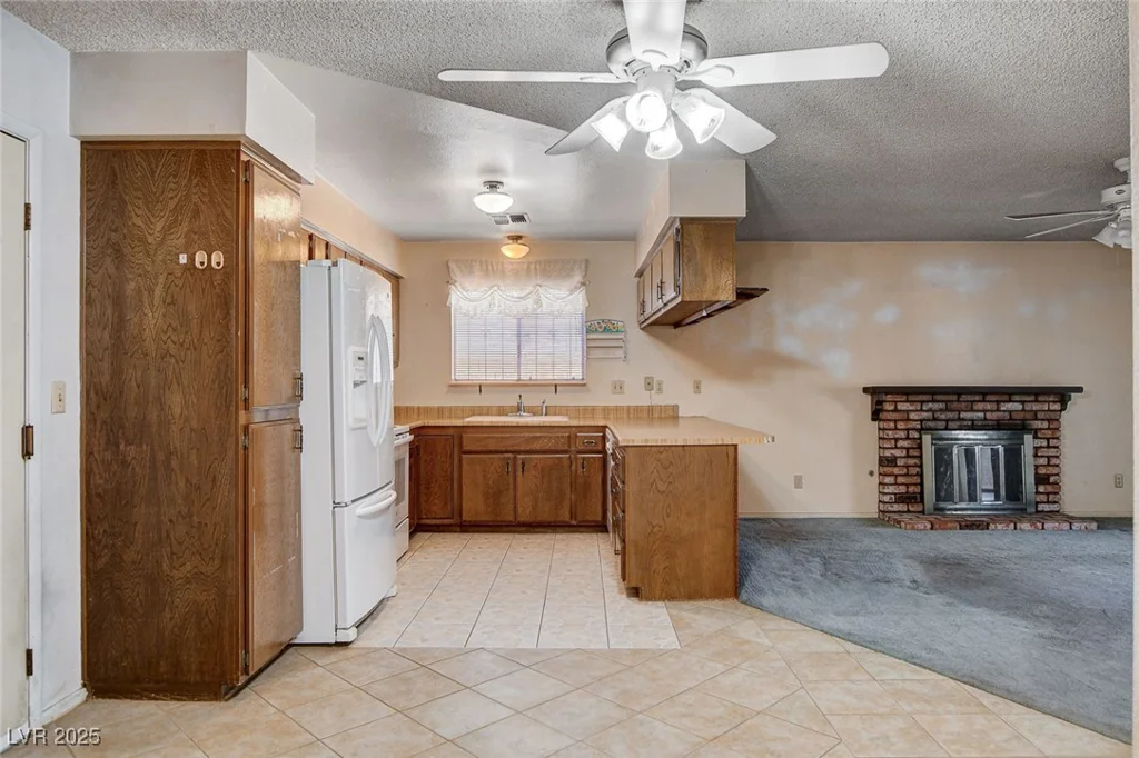 804 Mallard, Las Vegas, NV 89107