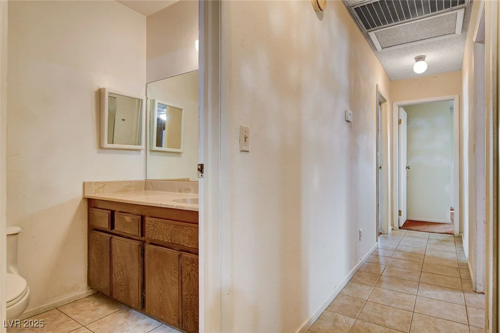 804 Mallard, Las Vegas, NV 89107