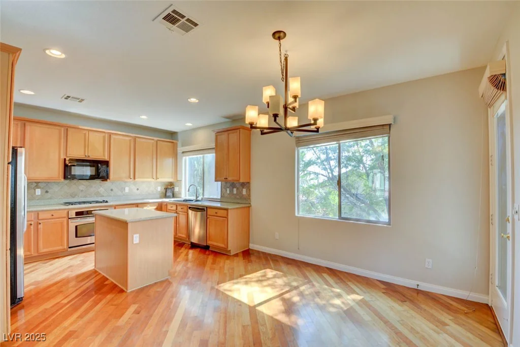 11833 Amistoso, Las Vegas, NV 89138