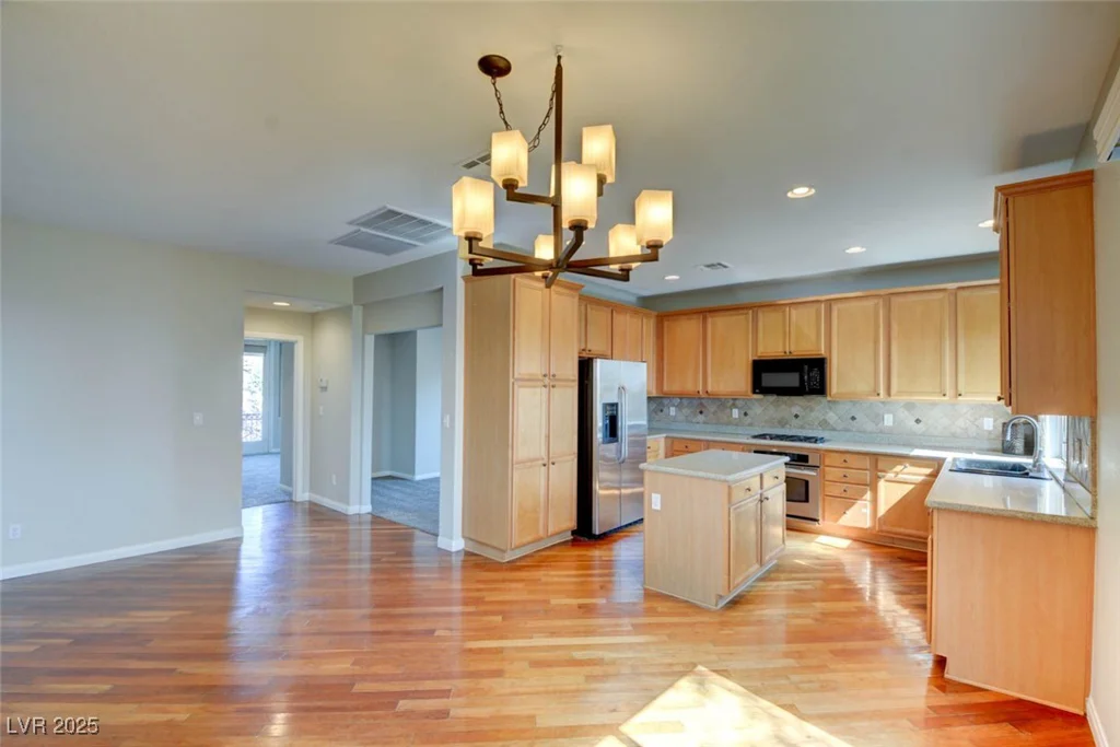 11833 Amistoso, Las Vegas, NV 89138