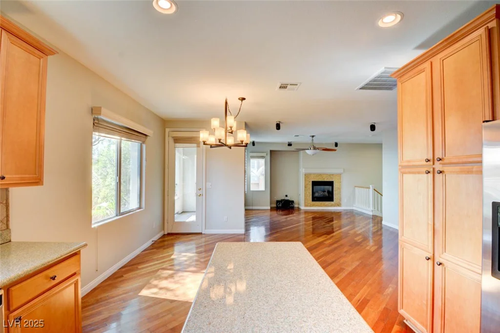 11833 Amistoso, Las Vegas, NV 89138