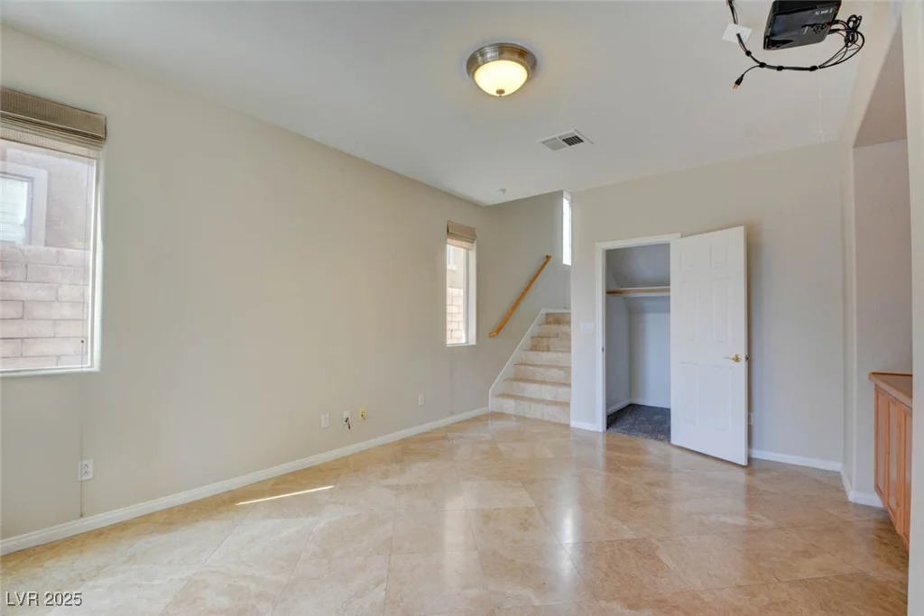 11833 Amistoso, Las Vegas, NV 89138