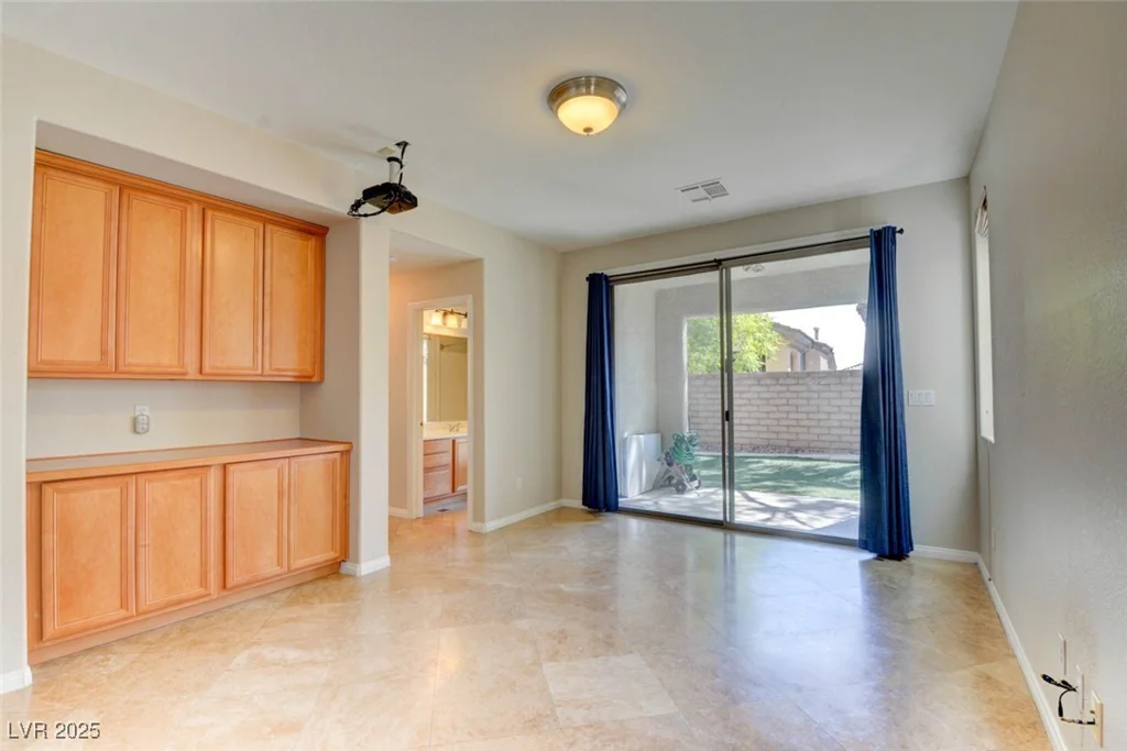 11833 Amistoso, Las Vegas, NV 89138