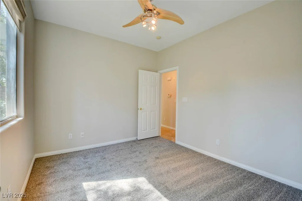 11833 Amistoso, Las Vegas, NV 89138