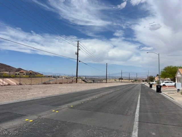 693 Pacific, Henderson, NV 89002