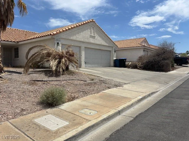693 Pacific, Henderson, NV 89002