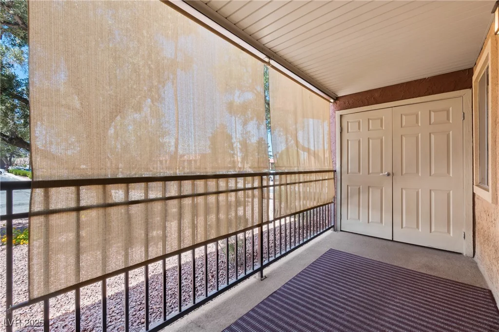 5185 Indian River, Las Vegas, NV 89103
