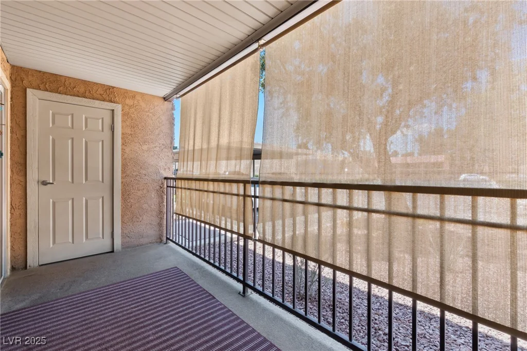 5185 Indian River, Las Vegas, NV 89103