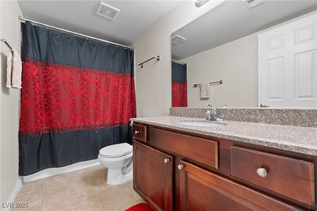 5185 Indian River, Las Vegas, NV 89103