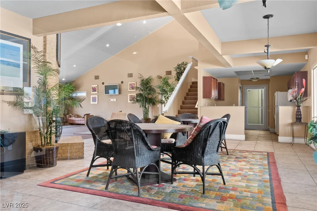 5185 Indian River, Las Vegas, NV 89103
