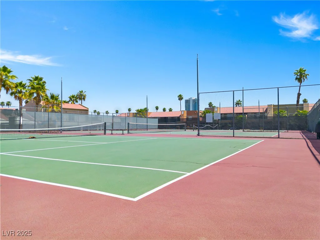 5185 Indian River, Las Vegas, NV 89103