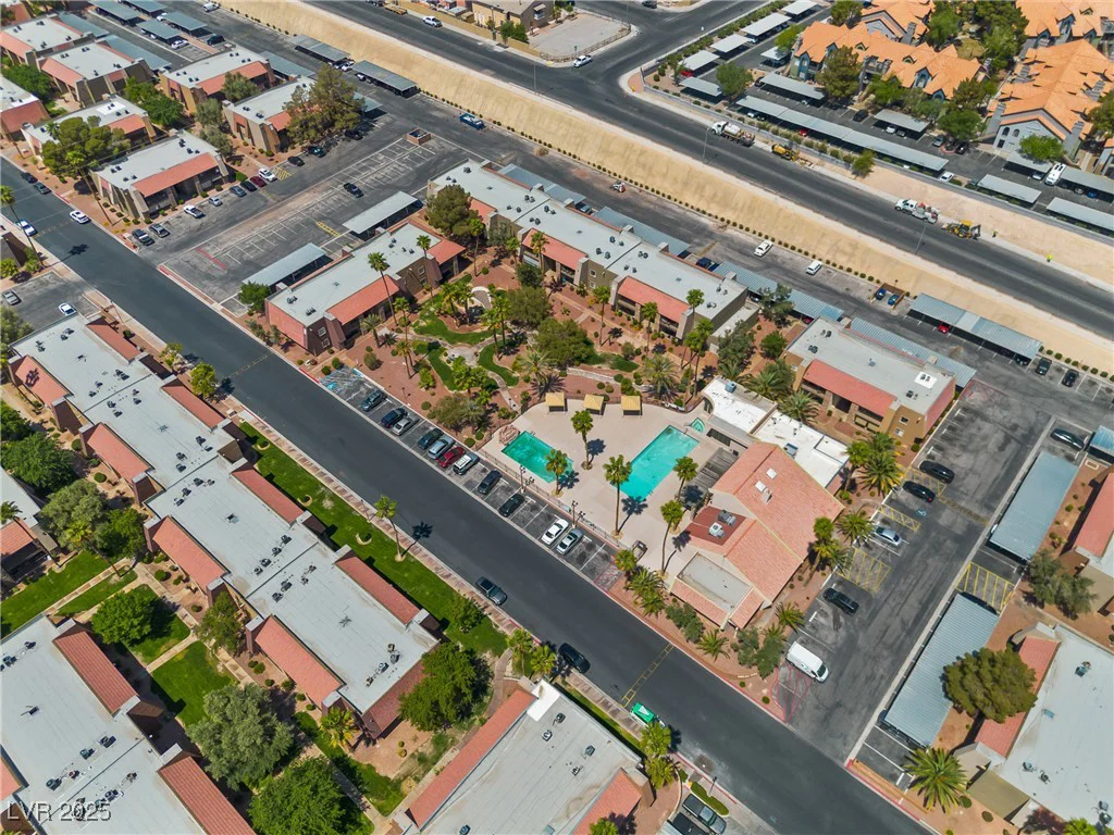 5185 Indian River, Las Vegas, NV 89103