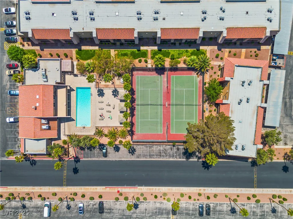 5185 Indian River, Las Vegas, NV 89103