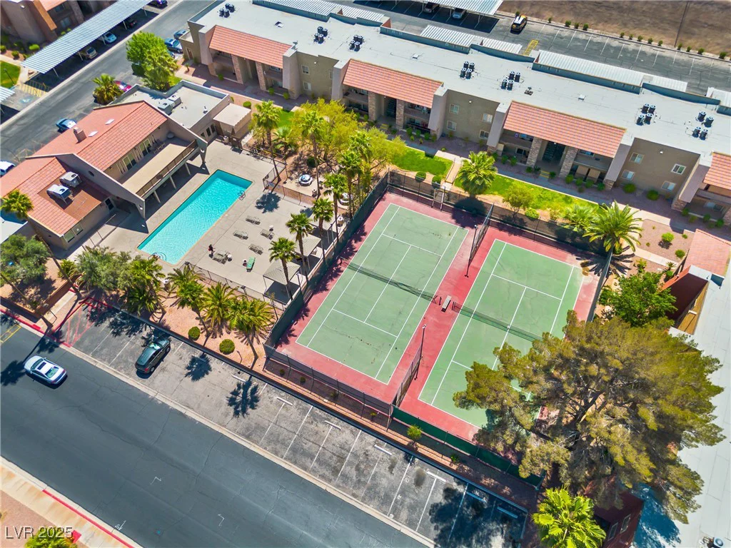 5185 Indian River, Las Vegas, NV 89103