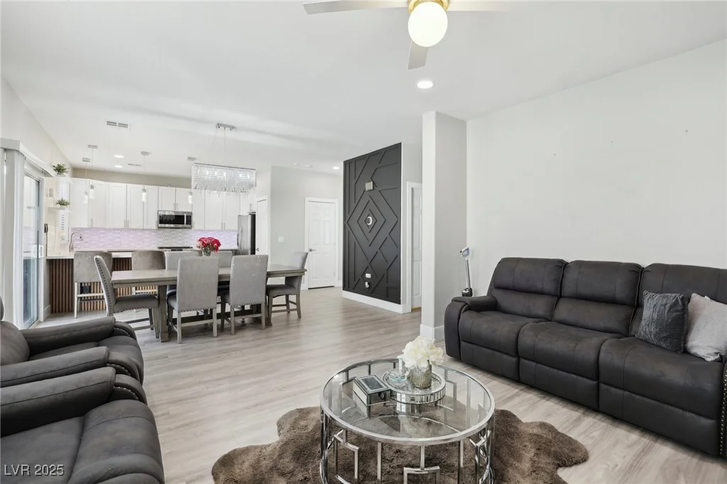 5220 Remini, Las Vegas, NV 89130