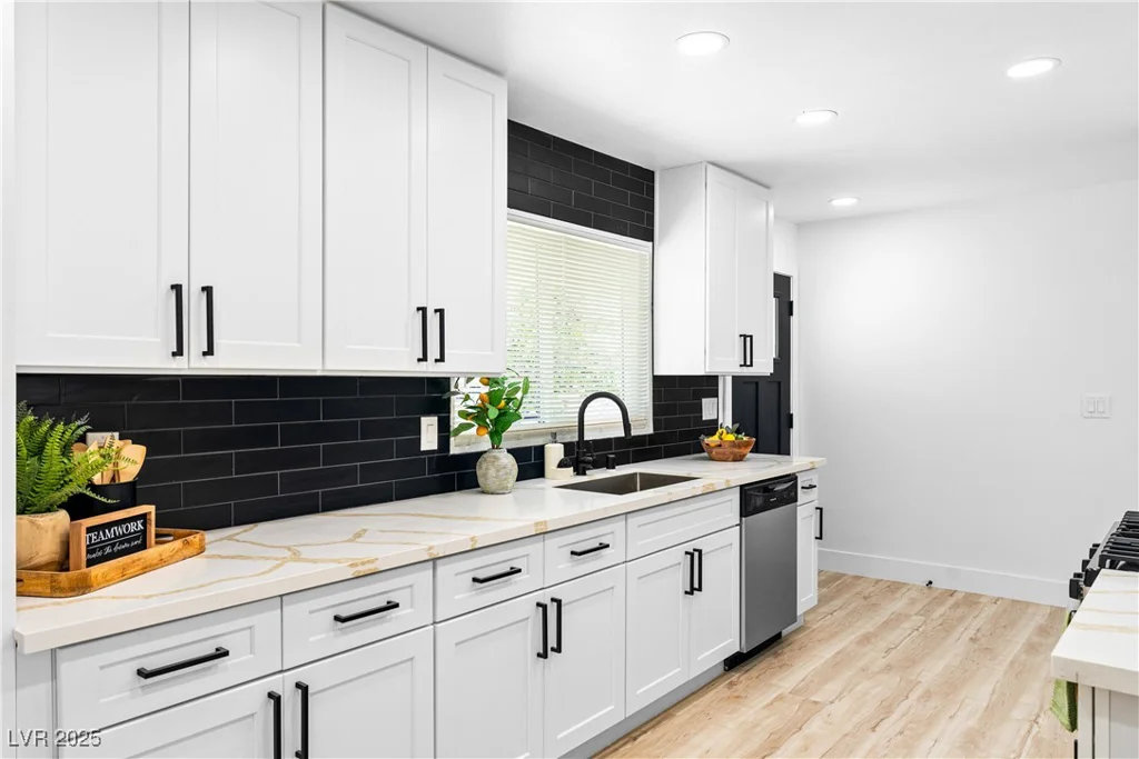 1020 Baker, Las Vegas, NV 89108