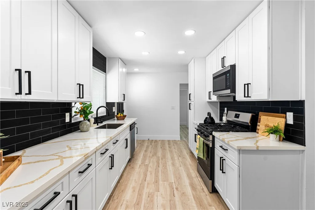 1020 Baker, Las Vegas, NV 89108