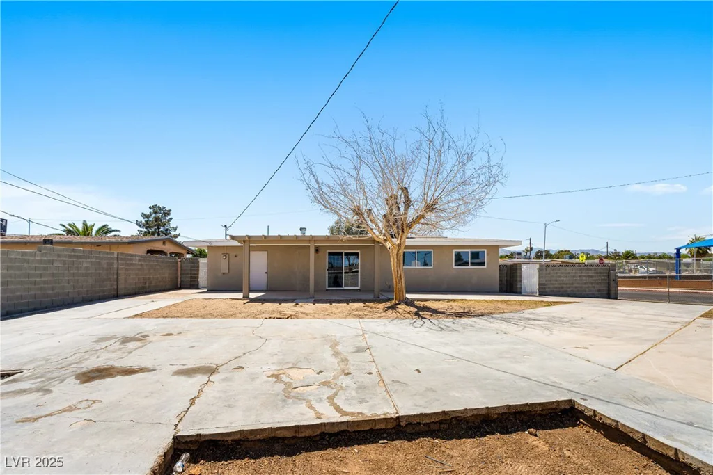 1020 Baker, Las Vegas, NV 89108