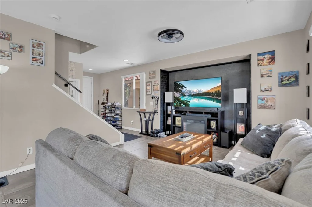 3186 Lapis Beach, Las Vegas, NV 89117