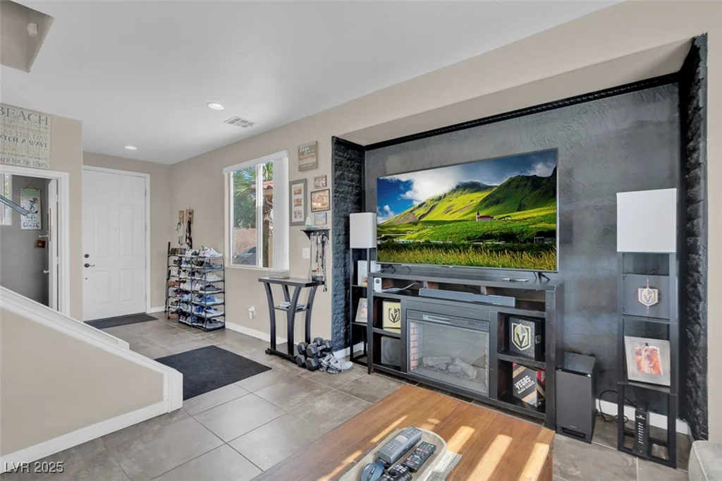 3186 Lapis Beach, Las Vegas, NV 89117