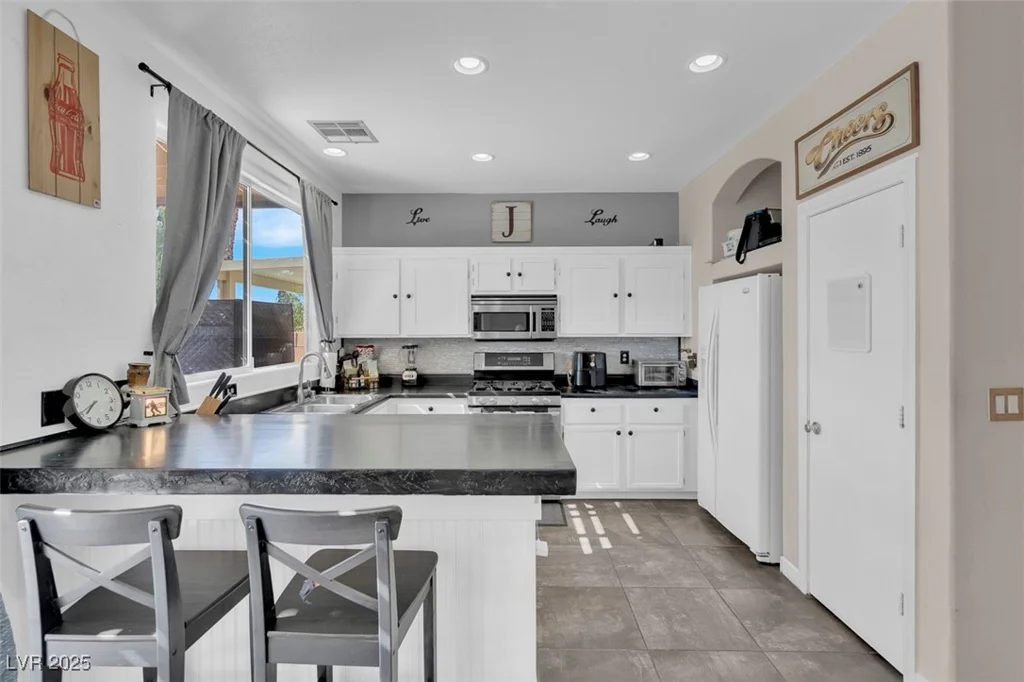 3186 Lapis Beach, Las Vegas, NV 89117
