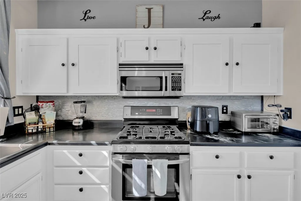 3186 Lapis Beach, Las Vegas, NV 89117