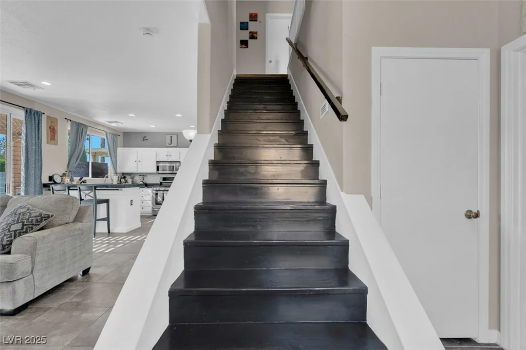 3186 Lapis Beach, Las Vegas, NV 89117