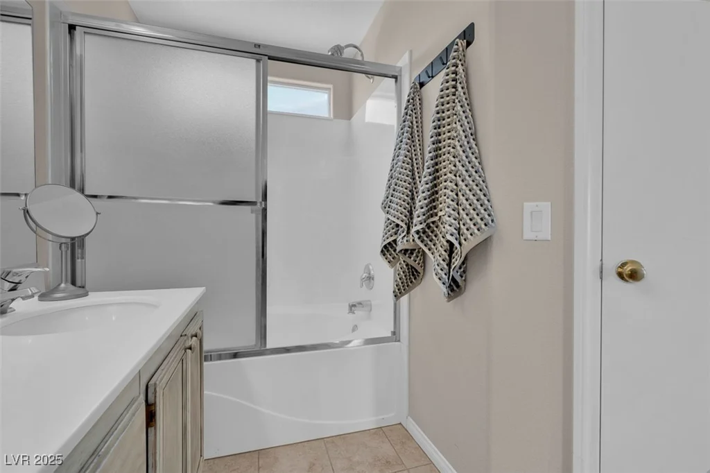 3186 Lapis Beach, Las Vegas, NV 89117