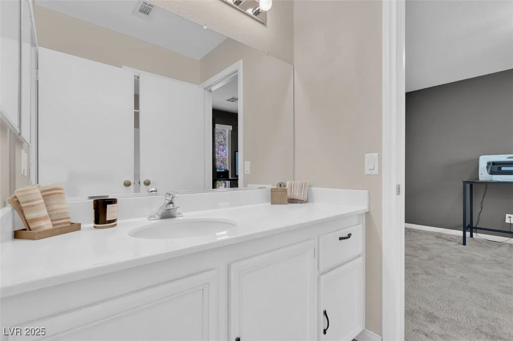 3186 Lapis Beach, Las Vegas, NV 89117