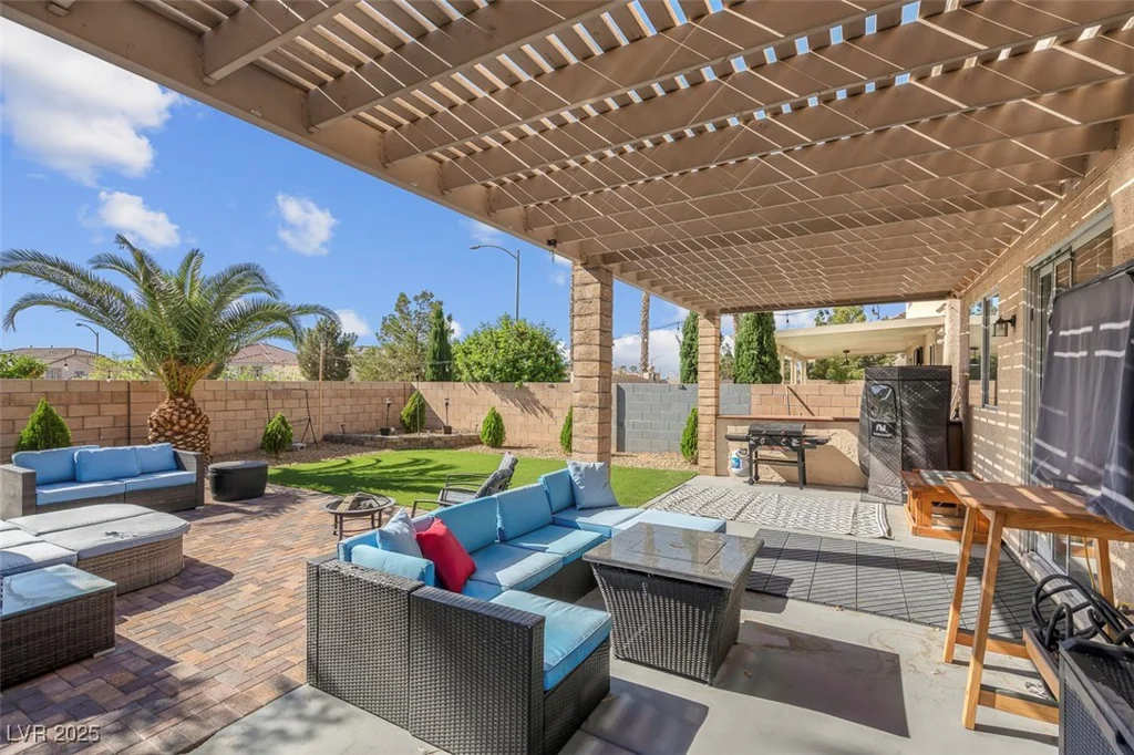 3186 Lapis Beach, Las Vegas, NV 89117