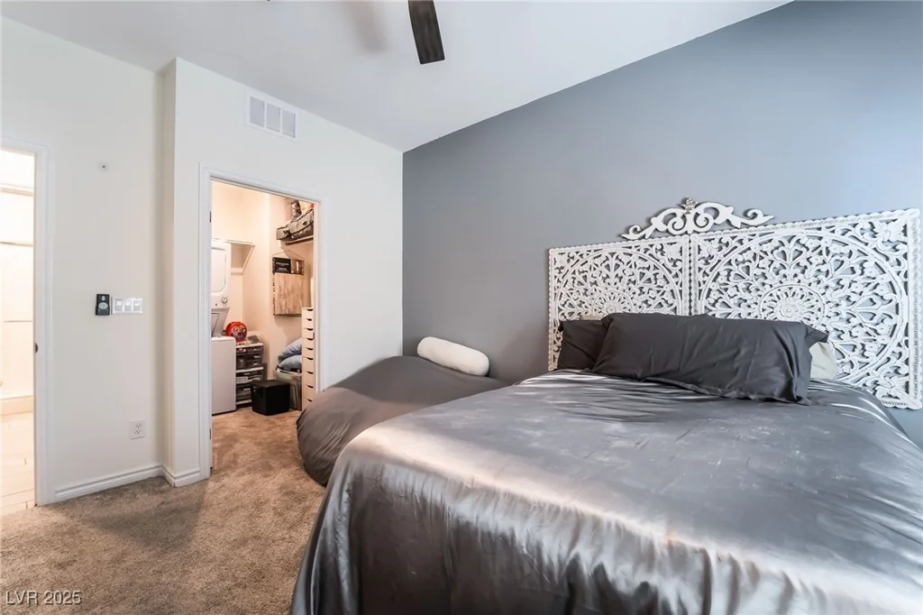 9565 Camelback Creek, Las Vegas, NV 89178