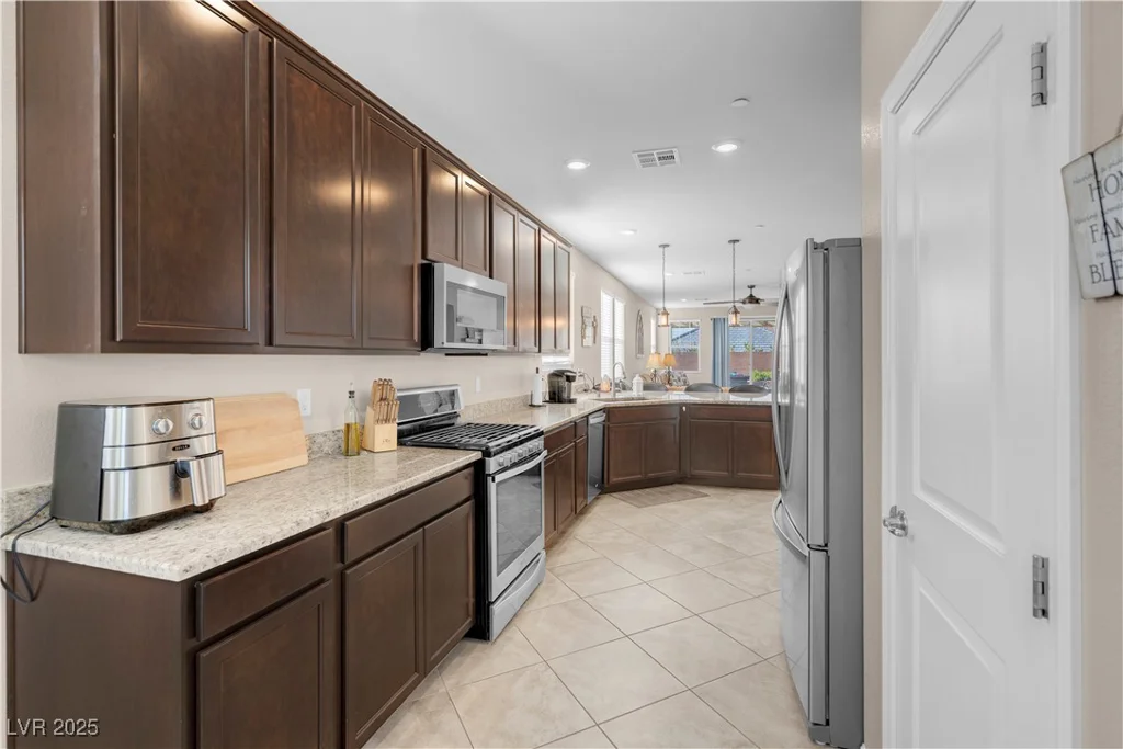 2924 Duverney, Henderson, NV 89044