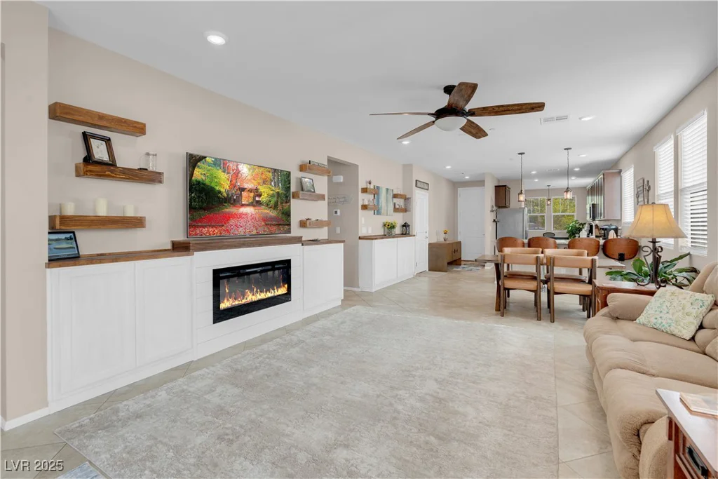2924 Duverney, Henderson, NV 89044